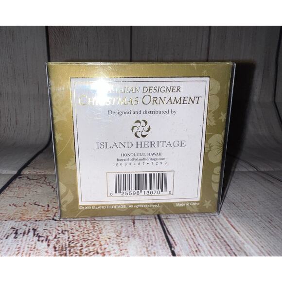 NWB 1999 Hawaiian Designer Island Heritage Santa Under Palm Tree #13070 Ornament - Picture 4 of 5